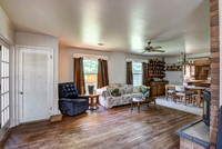 05 - Family Room-1