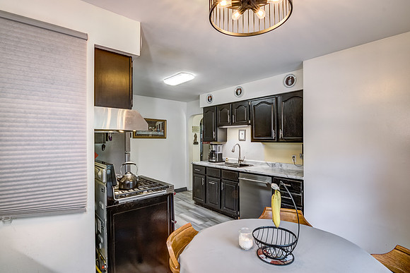 03 - Kitchen-5