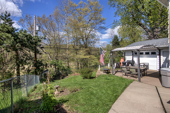 19 - Backyard-03