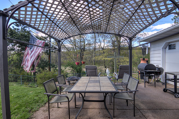 19 - Backyard-05