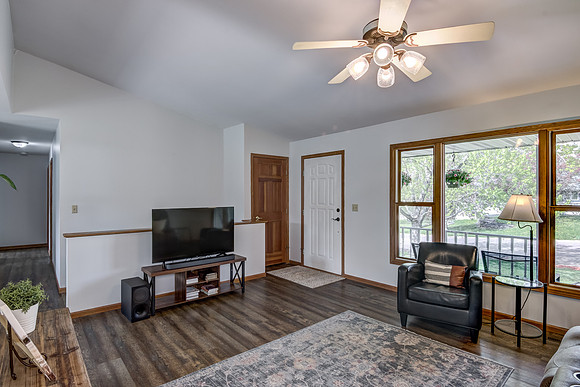 02 - Living Room-4