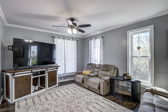 02 - Living Room-2