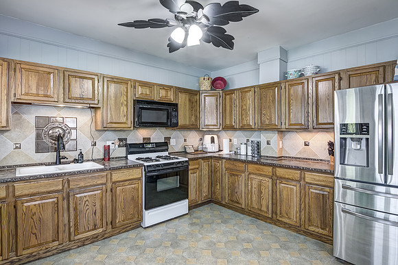 03 - Kitchen-1
