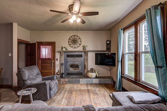 02 - Living Room-1-Edit