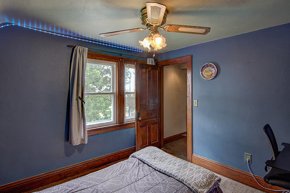 11 - Upper Level Bedroom - 2-2
