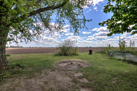 19 - Backyard-09