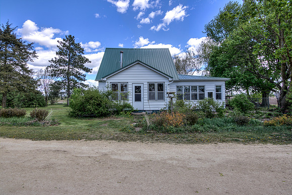 20 - Exterior-3
