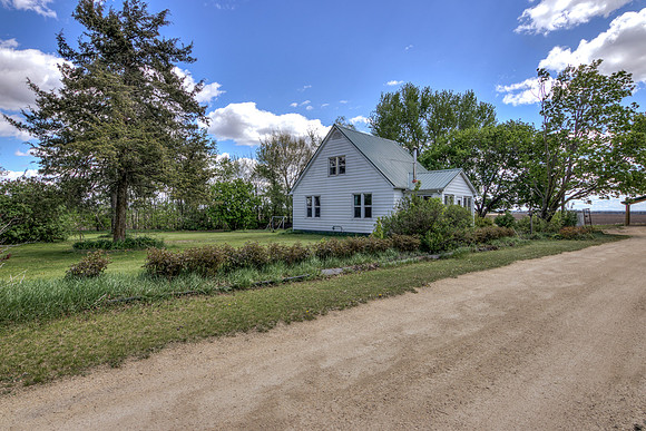 20 - Exterior-4