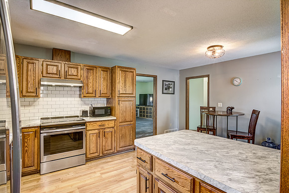 03 - Kitchen-5