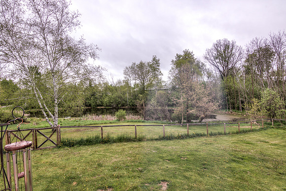 19 - Backyard-09