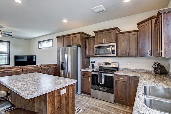 03 - Kitchen-1