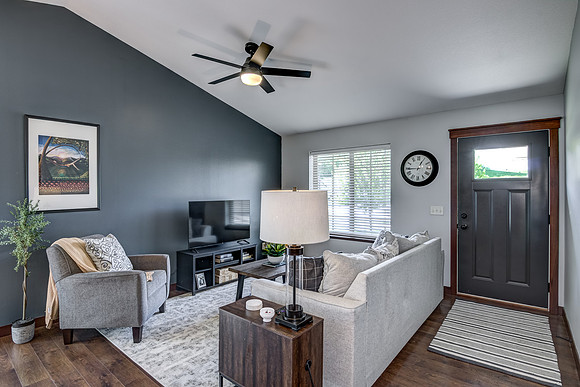 02 - Living Room-3
