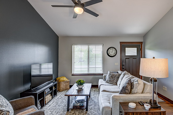 02 - Living Room-4