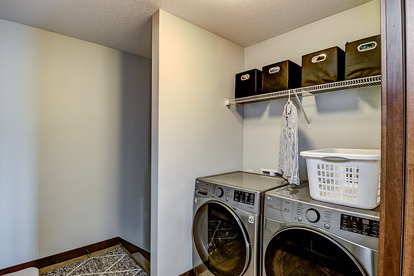 15 - Laundry-1