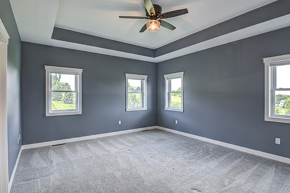 06 - Primary Bedroom-1