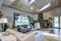 05 - Family Room-1