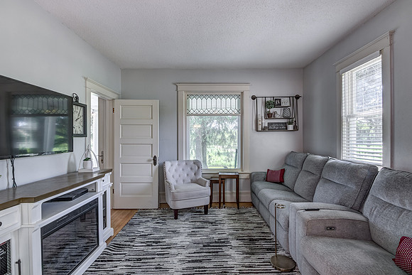 02 - Living Room-1