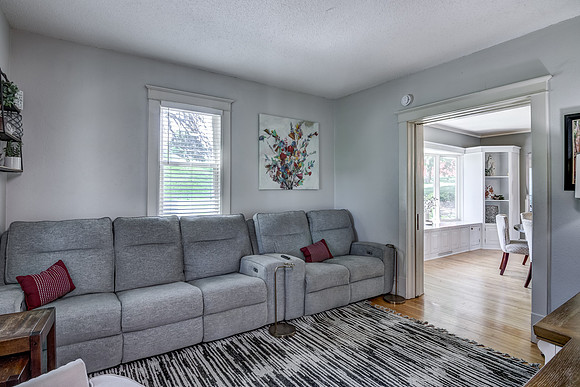 02 - Living Room-2