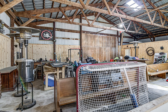 18 - Outbuilding-19