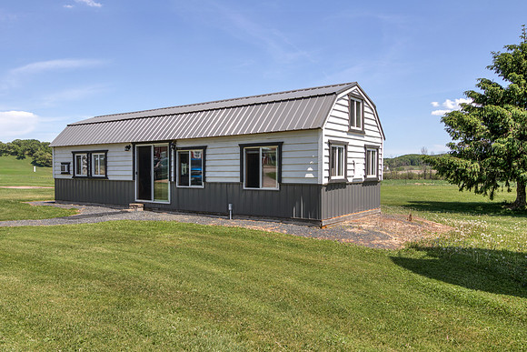 18 - Outbuilding-01