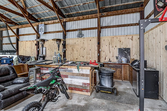 18 - Outbuilding-20