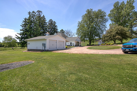 20 - Exterior-15