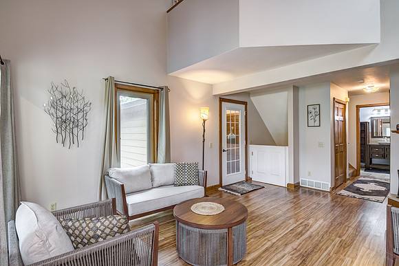 02 - Living Room-3