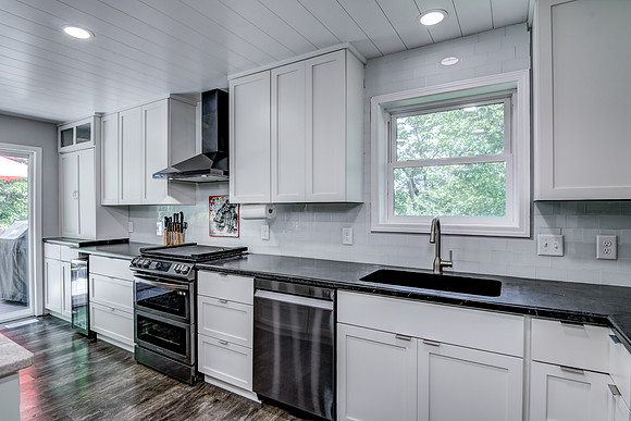 03 - Kitchen-6
