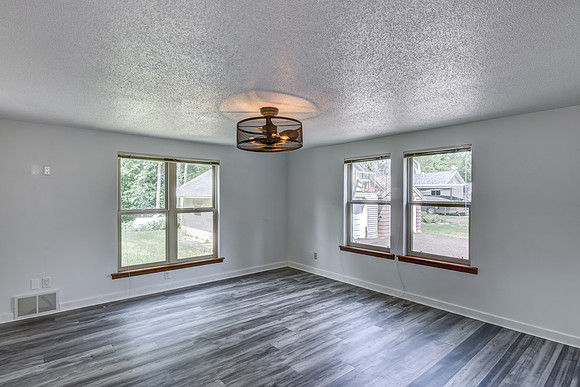 02 - Living Room-1