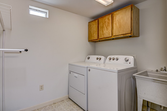 15 - Laundry-1