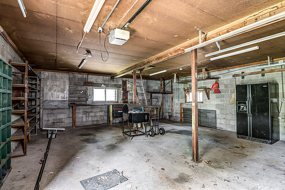 17a - Garage-2