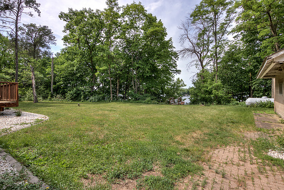19 - Backyard-3