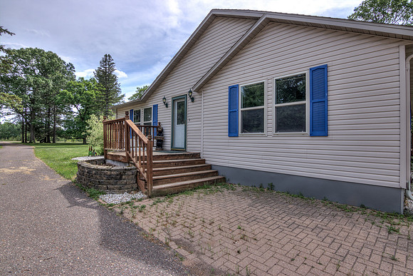 20 - Exterior-1