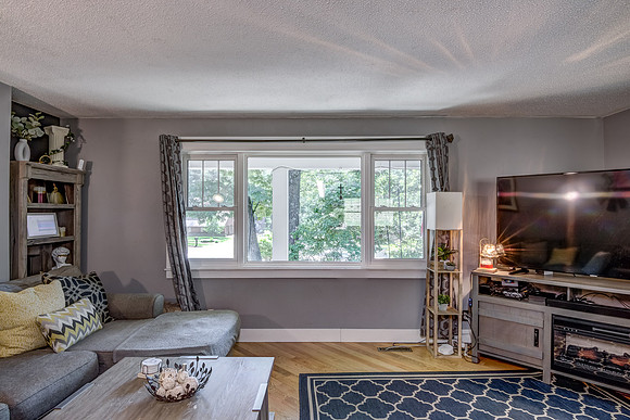 02 - Living Room-2