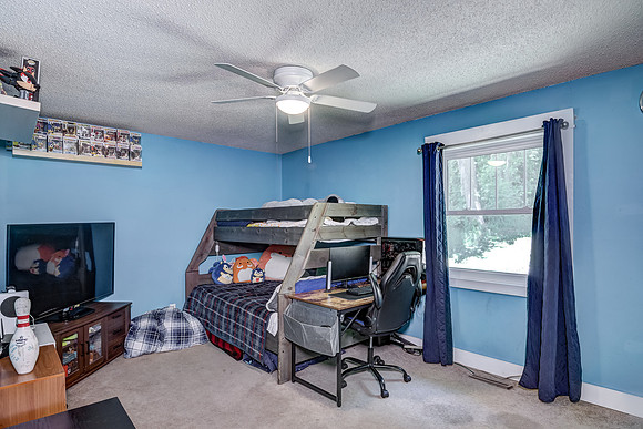 10 - Main Level Bedroom - 3-1