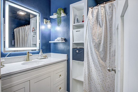 12b - Bathroom-1