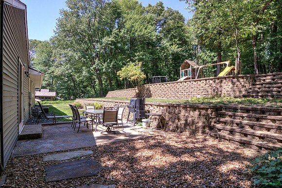 19 - Backyard-06