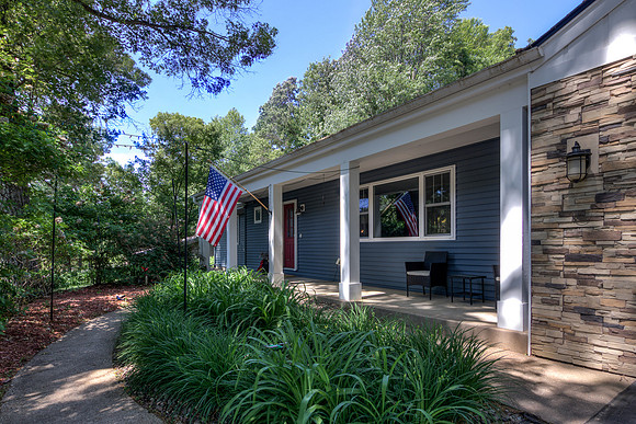 20 - Exterior-1