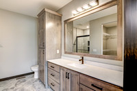 07 - Primary Bathroom-1