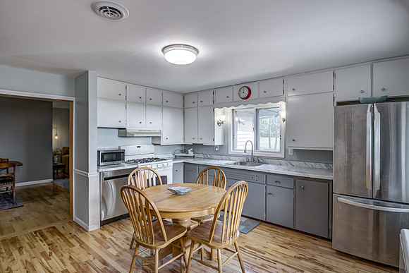 03 - Kitchen-2
