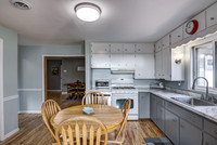 03 - Kitchen-3