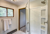 07 - Primary Bathroom-2