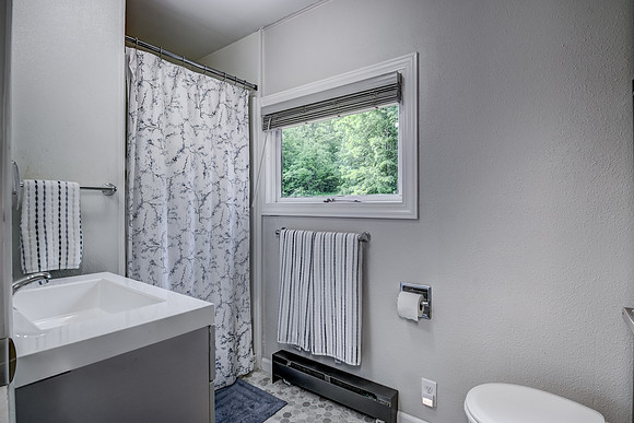 12b - Bathroom-1