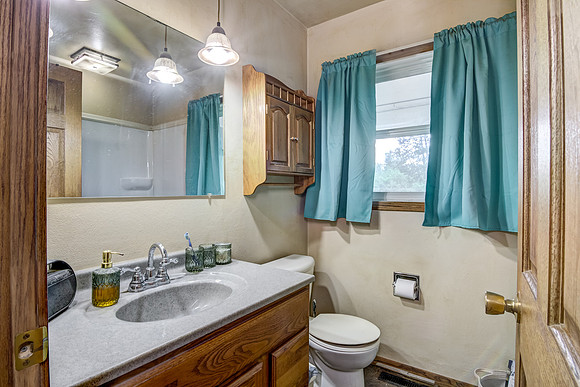 12b - Bathroom-1
