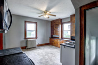 03 - Kitchen-1