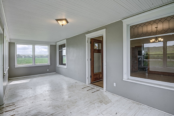 09 - Seasonal Porch-1-Edit