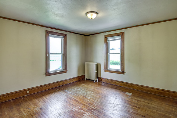 11 - Upper Level Bedroom - 2-1