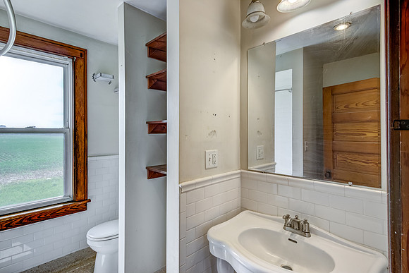 12b - Bathroom-2-2