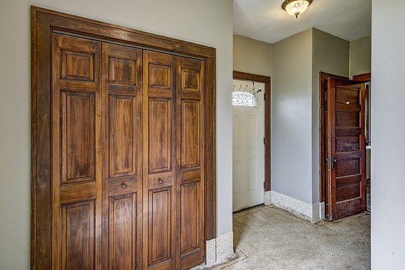 16A - Interior-1-2