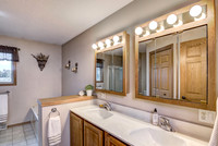 07 - Primary Bathroom-1